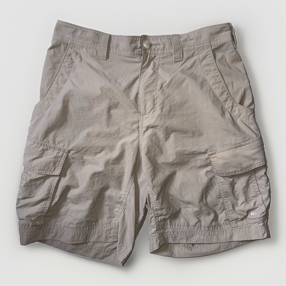 REI Cargo Hiking Shorts Womens M Khaki Nylon 8" Inseam Gorpcore Utility Outdoor